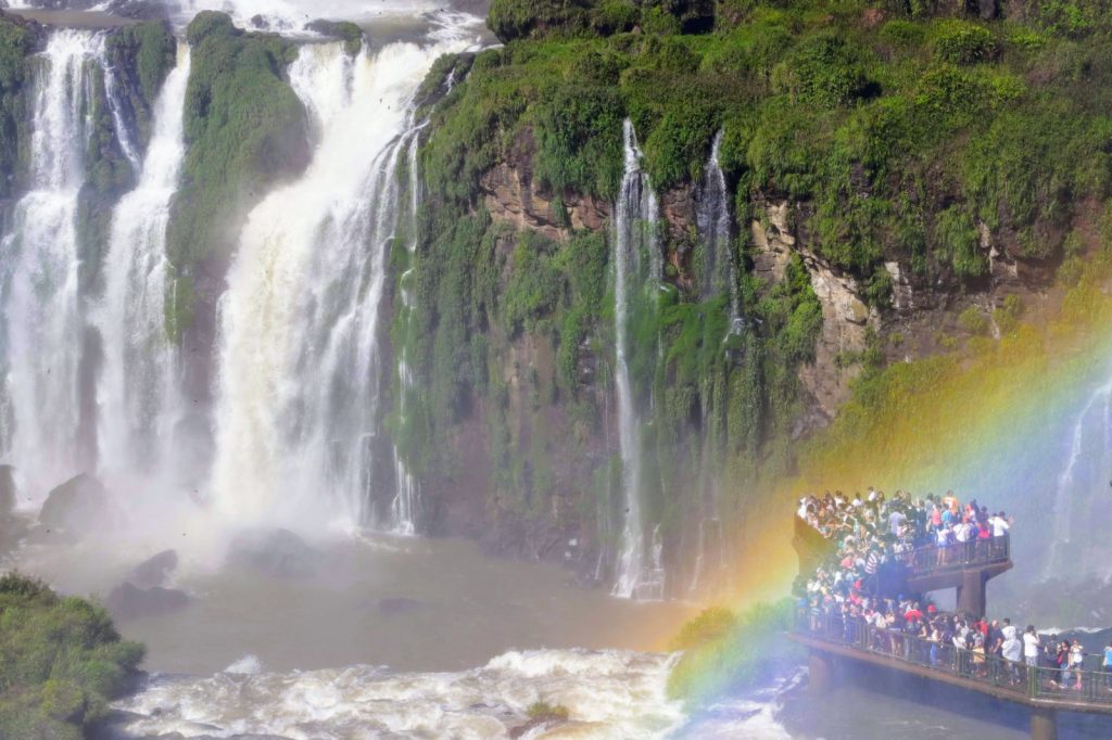 Parque Nacional do Iguaçu recebeu quase 2 milhões de visitantes em 2023