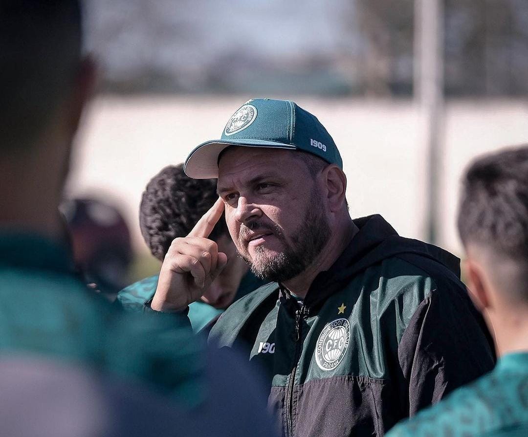 Trio do Coritiba se apresenta a seleções para jogos na Data Fifa