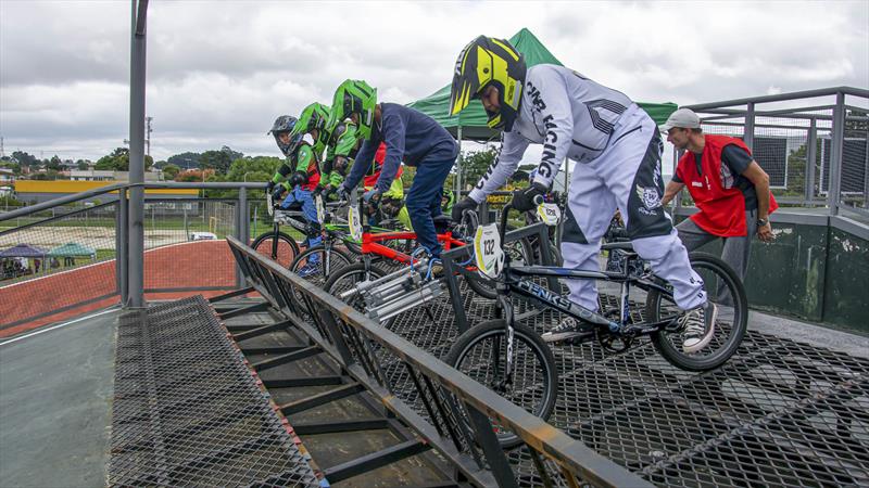  Curitiba recebe competição internacional de BMX pela primeira vez