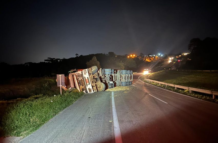  BR-277 registra mais um acidente com caminhão