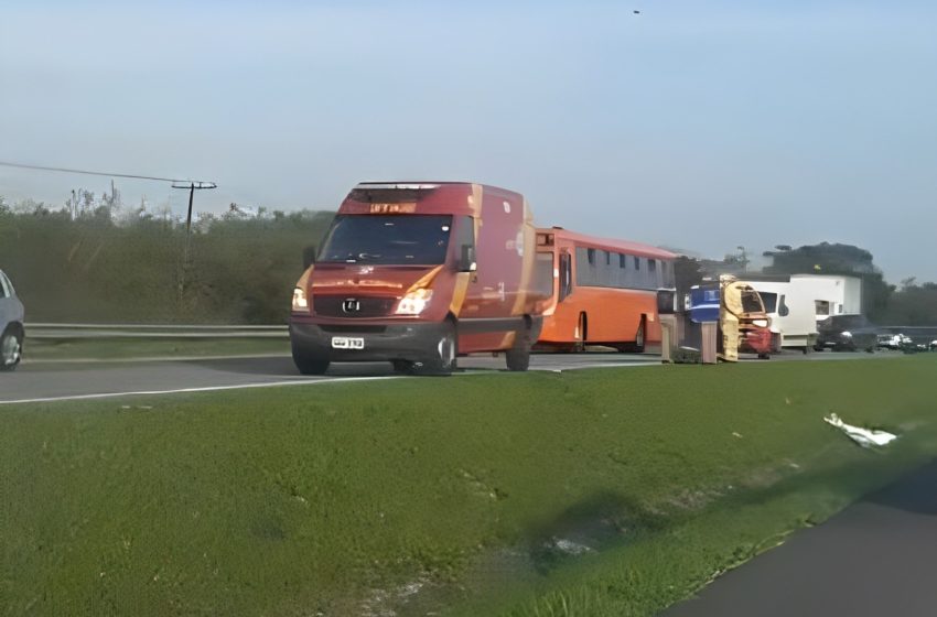  Ciclista morre atropelada na 277; motorista fugiu