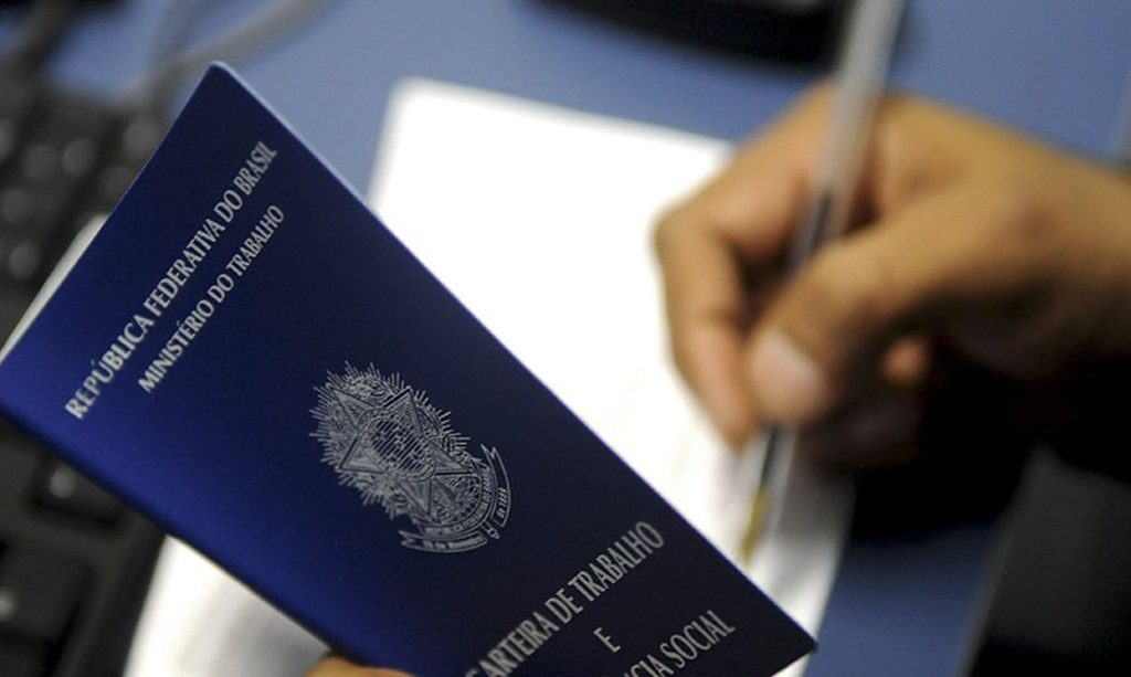 Contratações temporárias devem crescer 5% no Paraná
