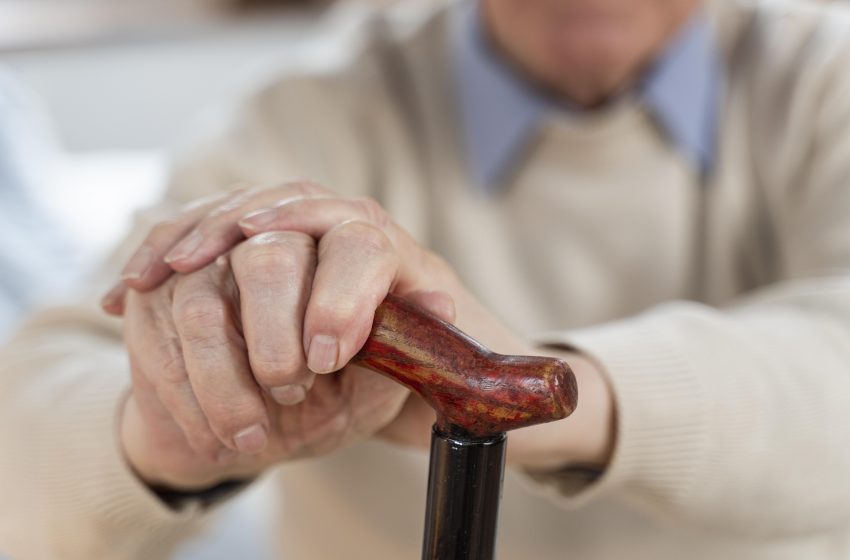 Projeto quer assinatura física de idosos para contratação de empréstimos