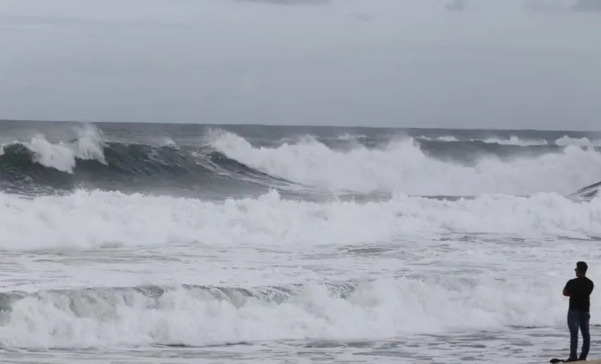  Litoral está em alerta para passagem de frente fria