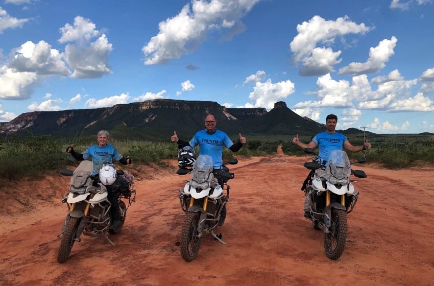  Paranaenses participam de expedição em motocicletas Big Trail