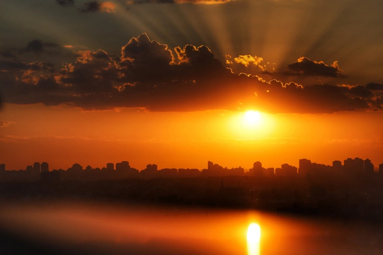  Semana começa com até 32 graus; temperaturas caem até sexta-feira