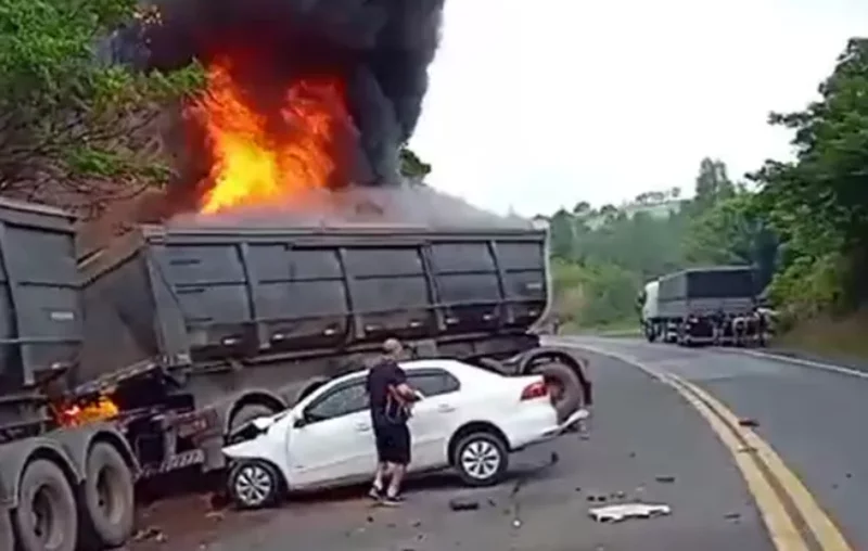  Acidente deixa uma pessoa morta e vários feridos na PR-092