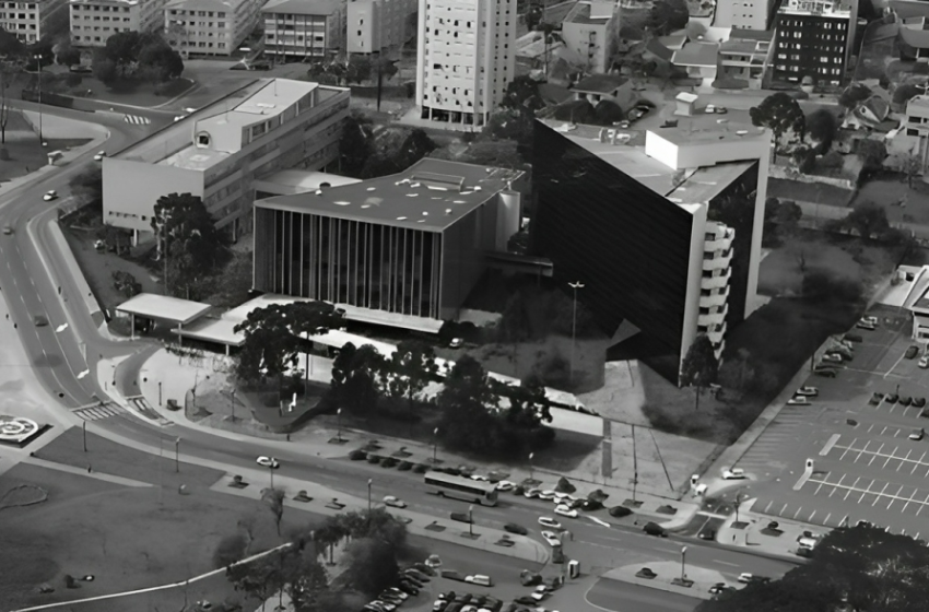  Construção da Alep foi inspirada no estilo modernista