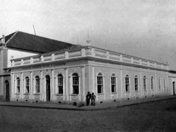  Assembleia Legislativa do Paraná começou com 20 parlamentares