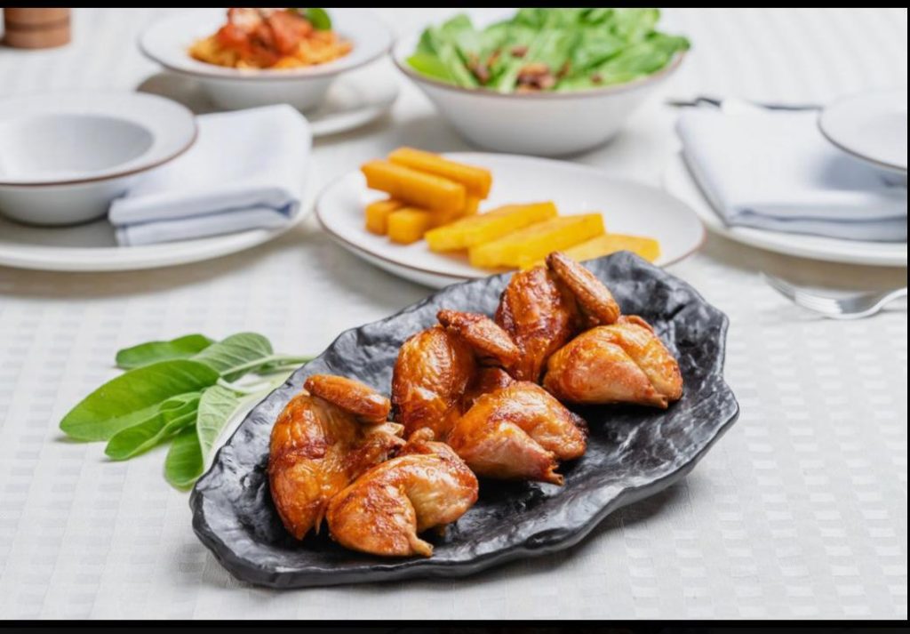 Ação social em restaurante arrecada recursos para o Pequeno Príncipe