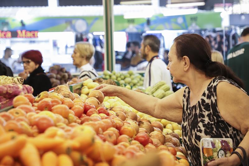  Sacolão da Família tem promoções de 2,99 o quilo