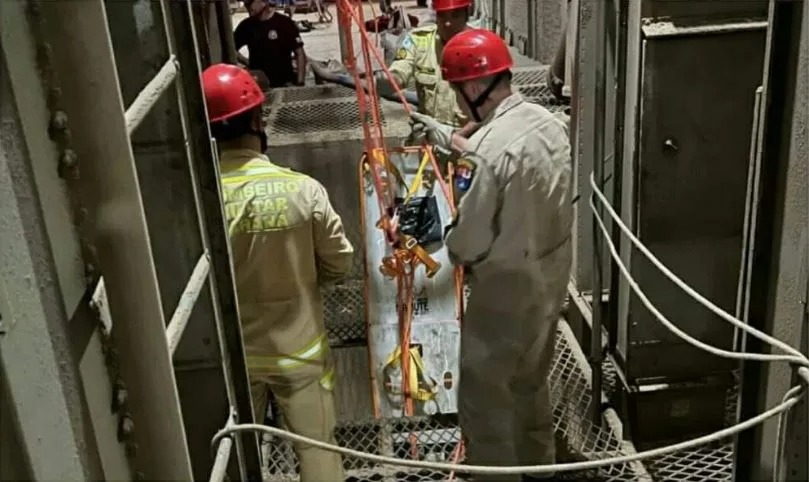  Trabalhador morre após cair em fosso de elevador
