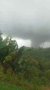Tornado atinge cidade no norte do Paraná
