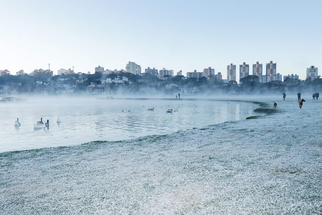 Curitiba amanhece com 1ºC e Paraná tem temperaturas negativas