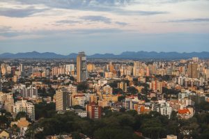 Locação de imóveis residenciais cresce em Curitiba