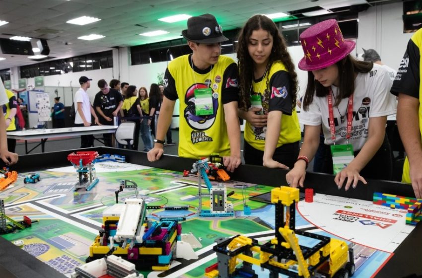  Curitiba vai sediar o Torneio de robótica realizado pelo Sesi