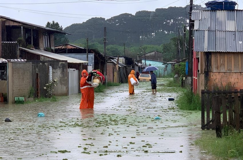  Chuvas no Paraná afetaram mais de 215 mil pessoas