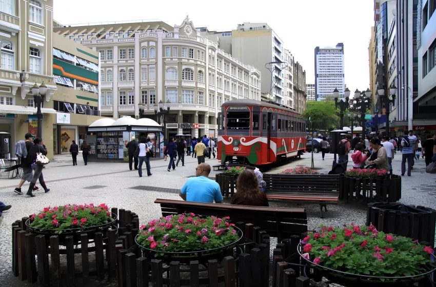  Diretas Já foi uma campanha publicitária paranaense