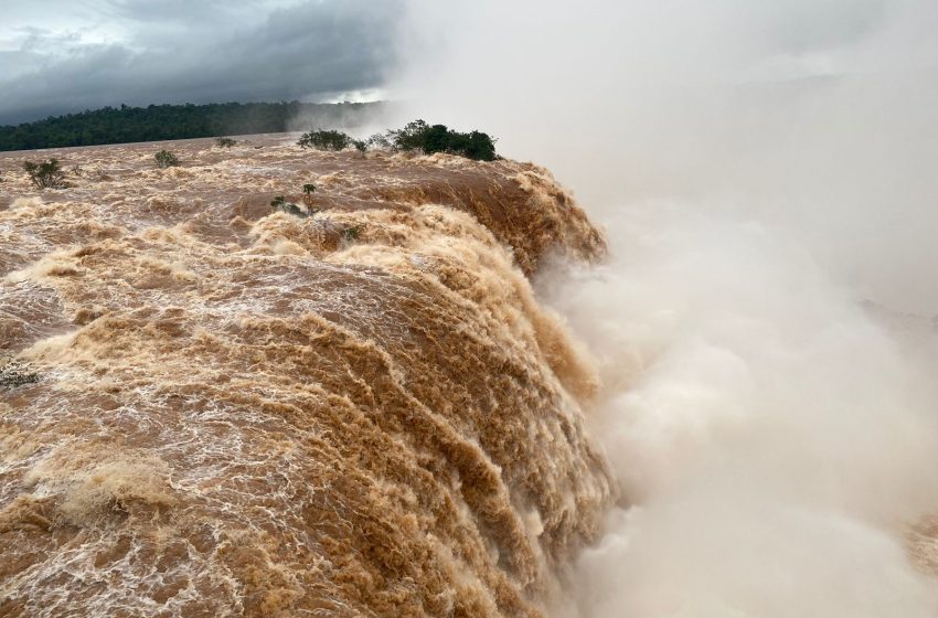  Vazão das Cataratas do Iguaçu começa a diminuir