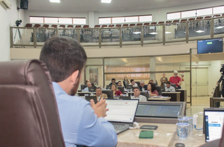  Guarapuava: alta no salário de vereadores custará R$4 milhões anuais