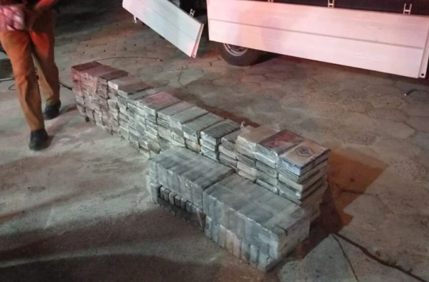  PF apreende 700 kg de cocaína em Paranaguá