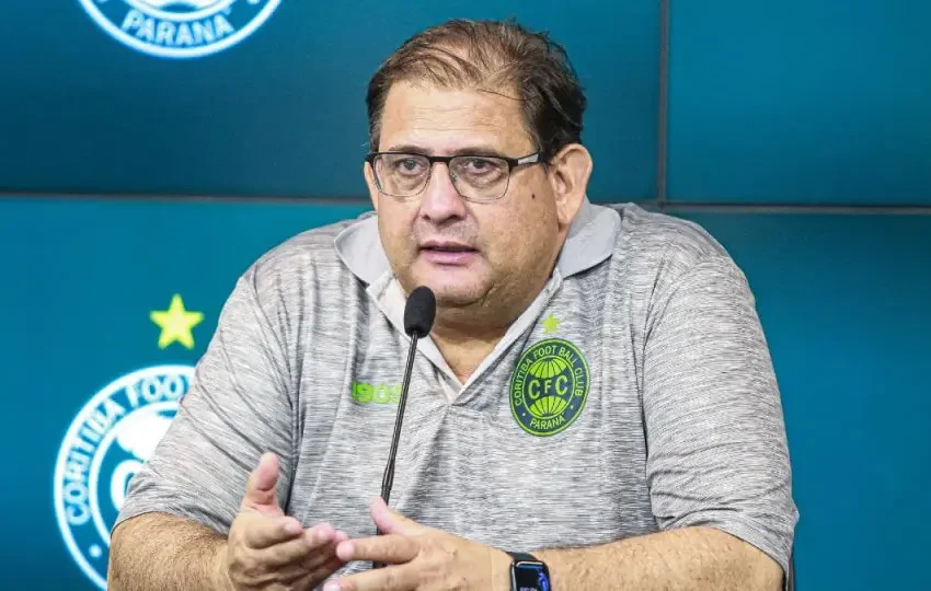  Guto Ferreira é o novo treinador do Coritiba