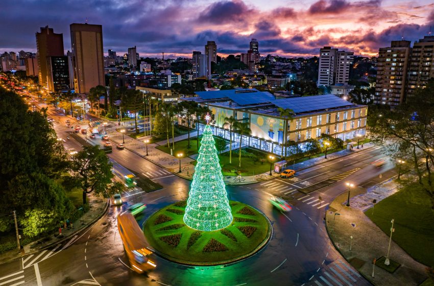  Natal de Curitiba: parques ficam decorados até 7 de janeiro