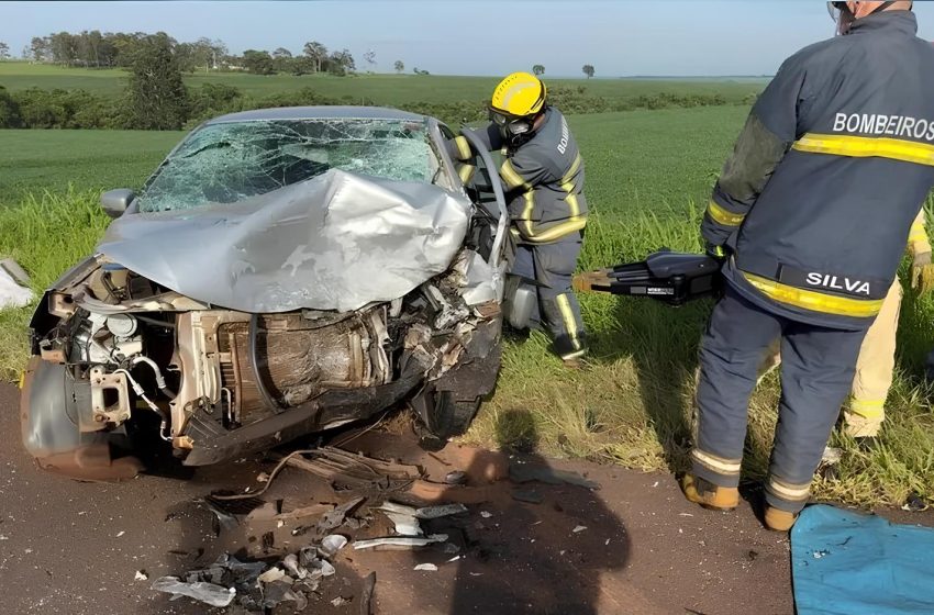  Três pessoas morrem em acidente no interior do PR