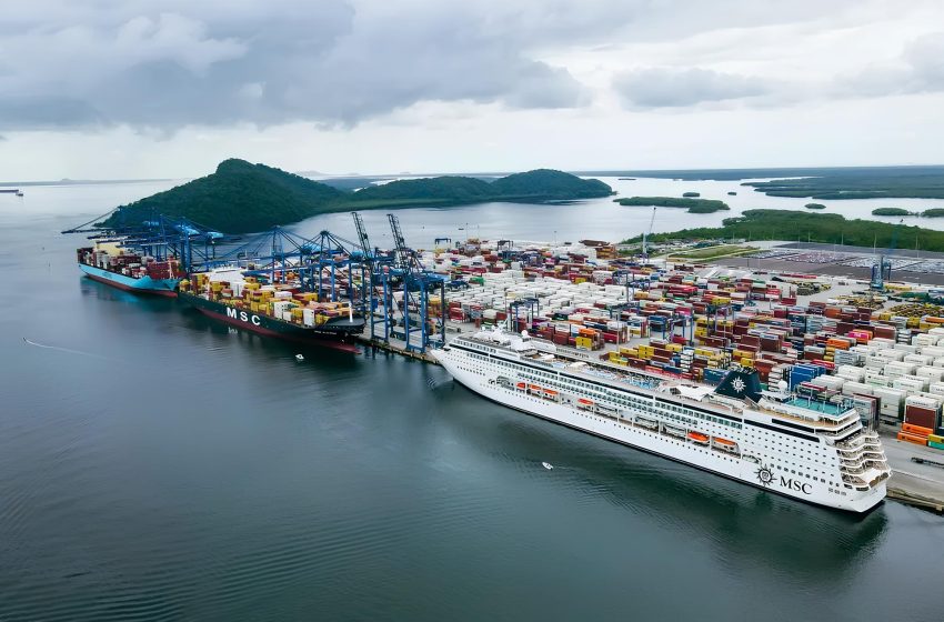  Paranaguá tem primeiro embarque em navio de cruzeiro