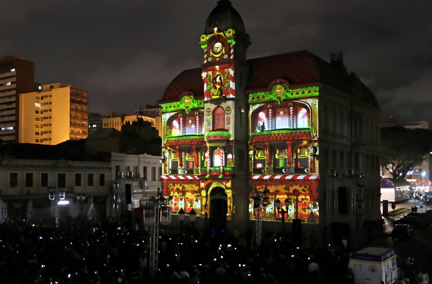  Terça-feira (05) é marcada por estreias no Natal de Curitiba