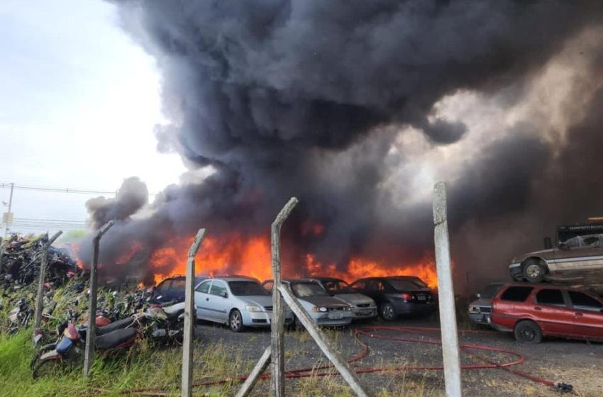  Incêndio atinge pátio da Delegacia de Paranaguá