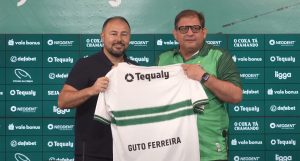 Guto Ferreira é apresentado oficialmente no Coritiba