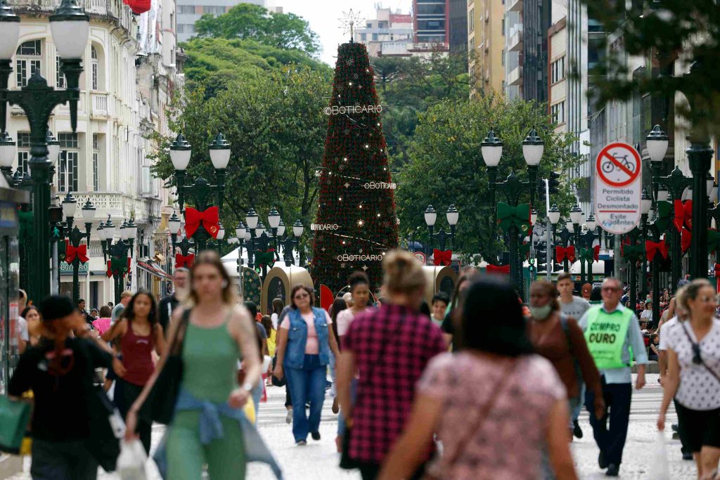 Paraná registra aumento de 1,12% nas vendas de Natal