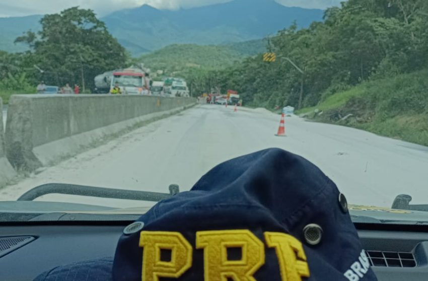  BR-277 tem uma faixa liberada sentido litoral do Paraná