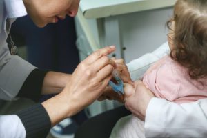 Vacinação de crianças de até um ano cresce no Paraná