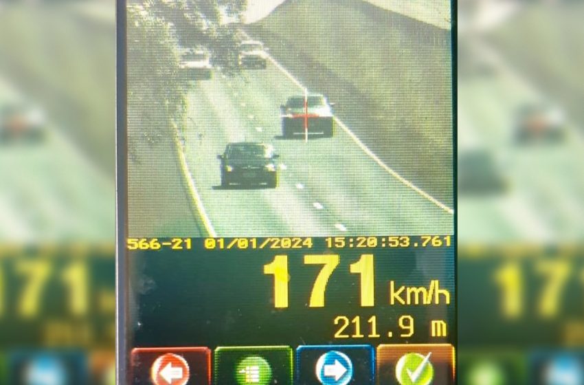  Motorista é flagrado a 171 km/h na BR-277