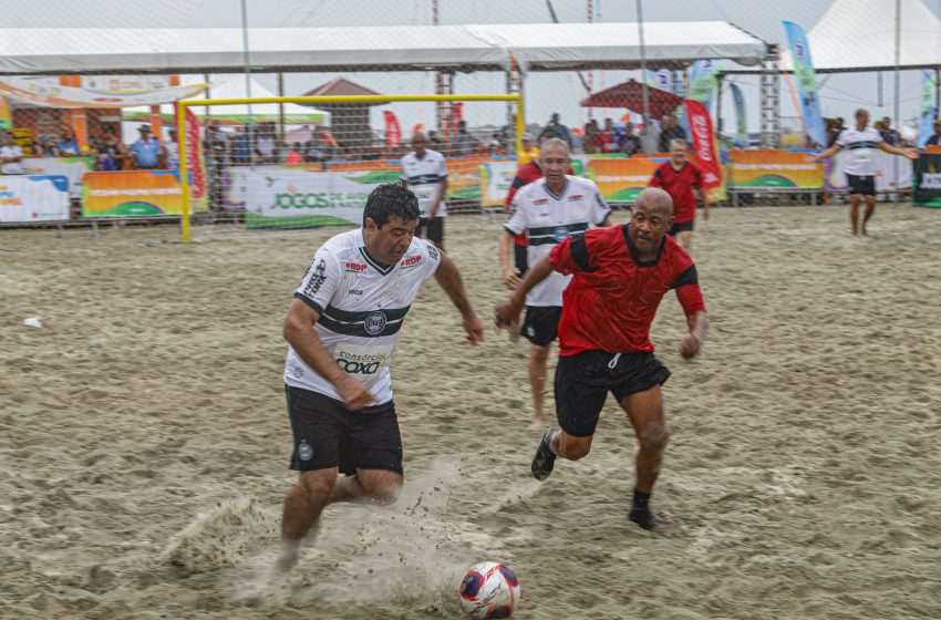  Ex-jogadores participam do tradicional Futebol das Estrelas em Caiobá