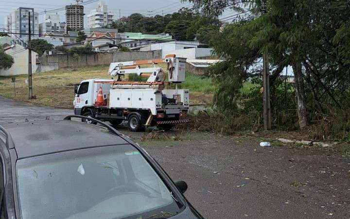  Temporal deixa cerca de 217 mil casas sem energia elétrica