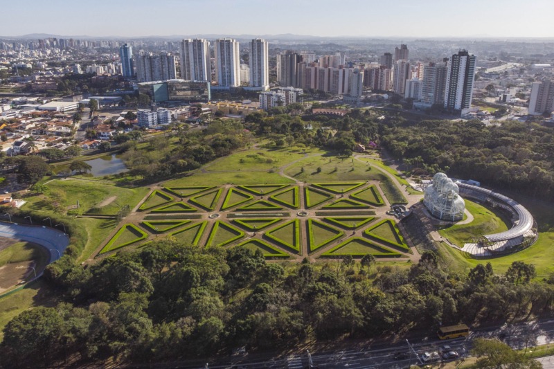  Curitiba é o terceiro destino do Brasil com mais viagens corporativas