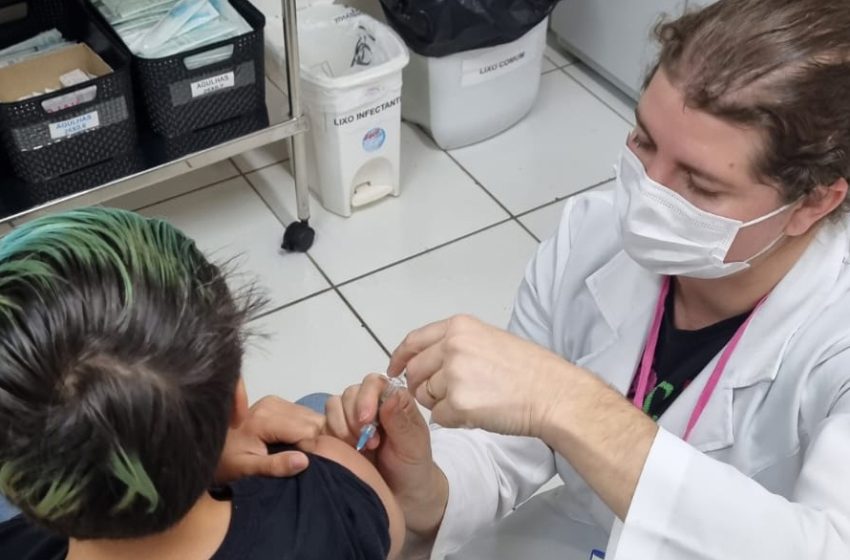  Campanha leva vacinas a escolas no Paraná