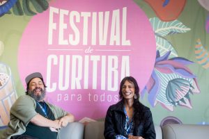  Renata Carvalho desabafa no Festival de Curitiba