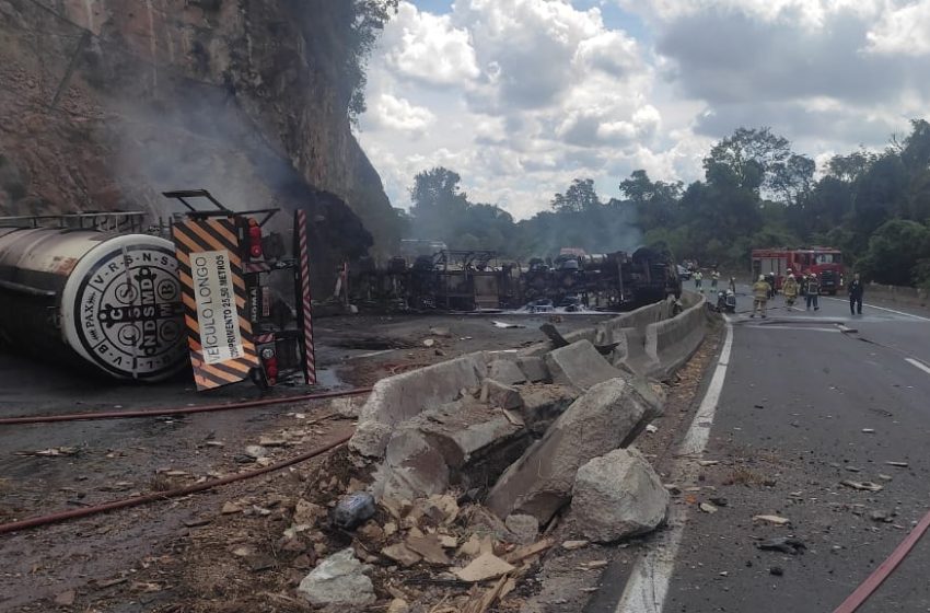  BR-376 é totalmente liberada no início desta tarde (10)