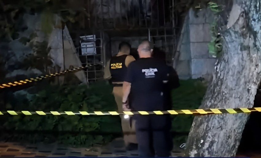 Polícia investiga morte de mulher em mansão no Centro