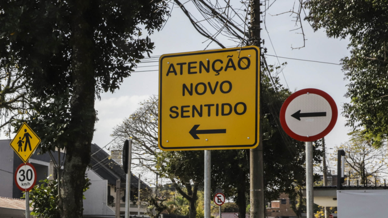  Três ruas no Cajuru passam a ter sentido único