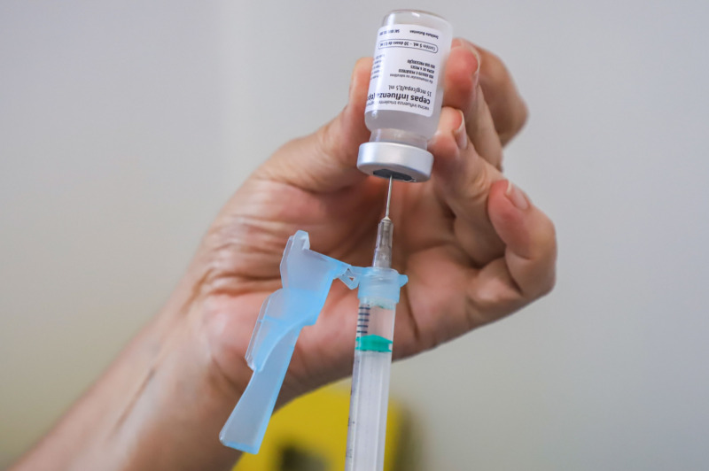 População adere a ampliação da vacina contra gripe em Curitiba