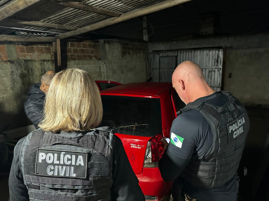 Mulher grávida é morta pelo marido na frente da filha