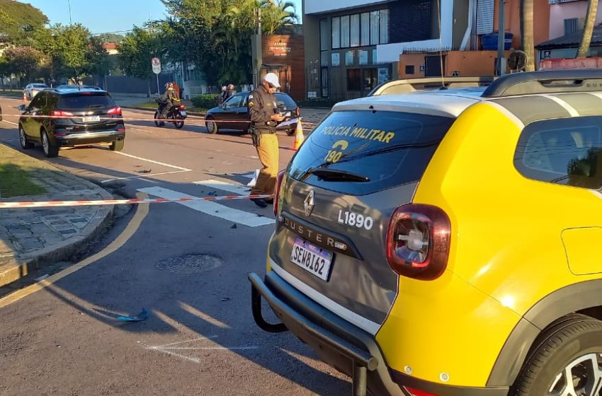  Motociclista morre em acidente com viatura descaracterizada da PM