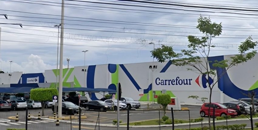  Supermercado de Curitiba passa a funcionar 24 horas por dia