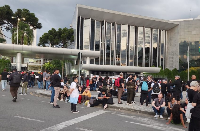  Justiça autoriza reintegração de posse do prédio da Assembleia