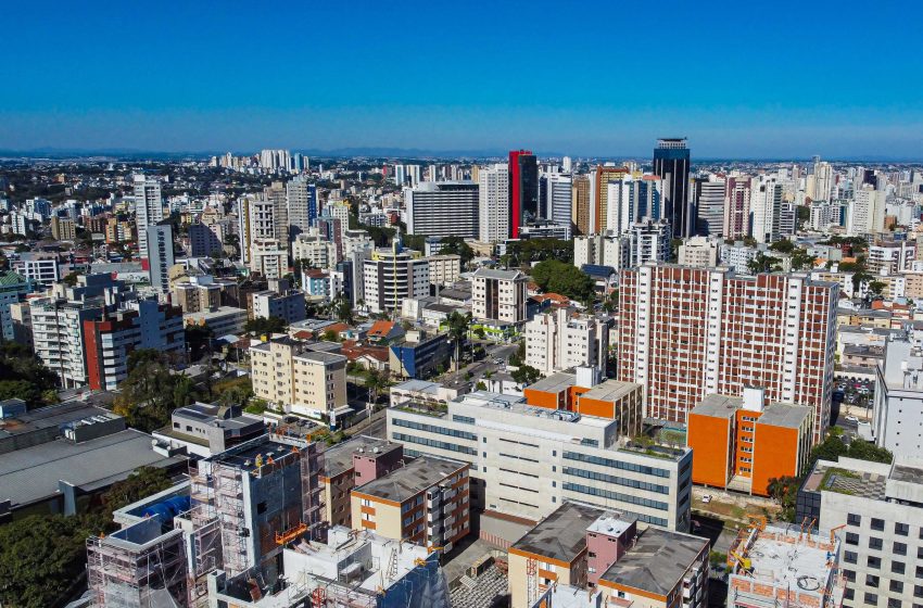 Curitiba: metade dos imóveis até 30m² custam até R$300 mil